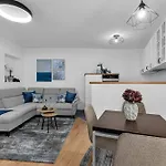 Hidden Garden , Stylish In Old Town Апартаменты Макарска