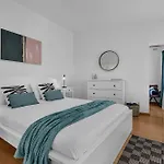 Hidden Garden , Stylish In Old Town