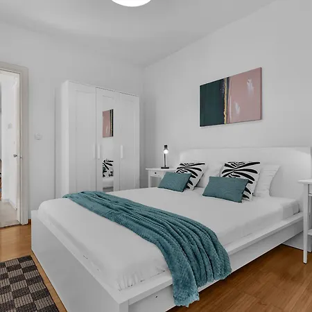 Apartman Hidden Garden , Stylish In Old Town