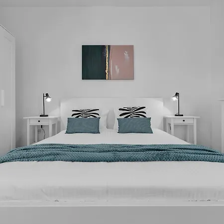 Apartman Hidden Garden , Stylish In Old Town Makarska