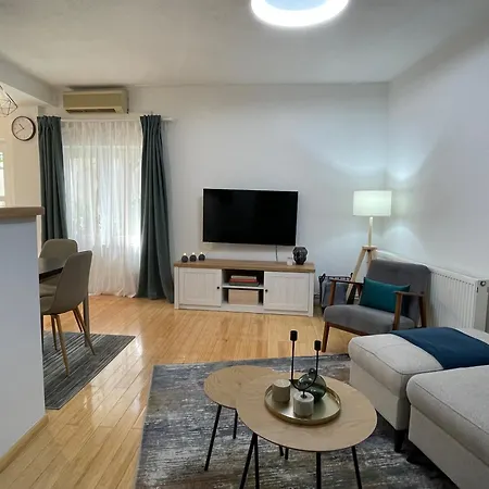 Apartman Hidden Garden , Stylish In Old Town