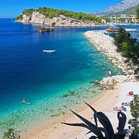 Apartament Hidden Garden , Stylish In Old Town Makarska