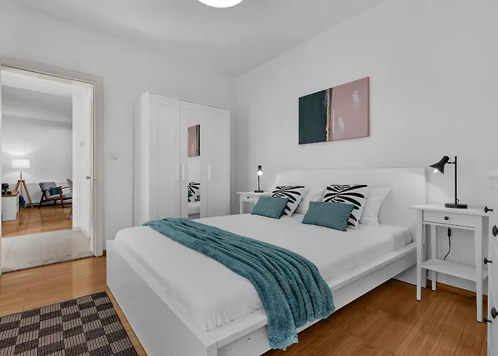 Apartman Hidden Garden , Stylish In Old Town