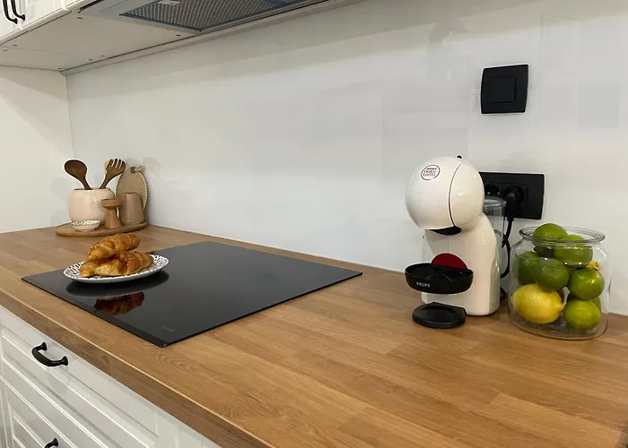 Apartman Hidden Garden , Stylish In Old Town Makarska