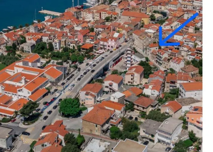 Hidden Garden , Stylish In Old Town Apartman Makarska