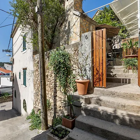 Διαμέρισμα Hidden Garden , Stylish In Old Town