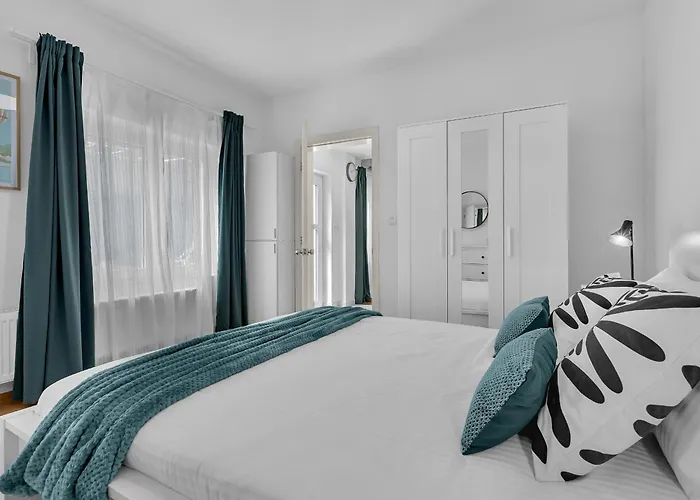 Hidden Garden , Stylish In Old Town * Makarska